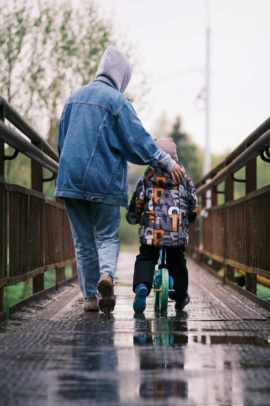 Screen Addiction: How to Reconnect with Your Child in a Digital World